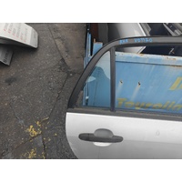 Toyota Corolla Right Rear Door 1/4 Glass ZZE122 12/2001-06/2007