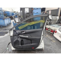 Toyota Camry Right Front Window Regulator AVV50 11/2011-10/2017