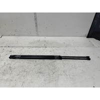Nissan Elgrand Tailgate Struts E51 05/2002-12/2010