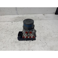 Toyota Kluger ABS Pump / Module 44540-0E070 GSU50 12/2013-01/2017