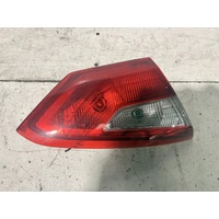 Ford Focus Left Headlight LV 11/2008-07/2011