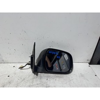 Toyota Hilux Right Door Mirror KUN16 02/2005-05/2010
