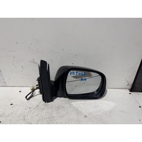 Toyota Hilux Right Door Mirror KUN16 02/2005-05/2010
