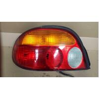 Kia Mentor Sedan Left Tail Light 05/1998-04/2000