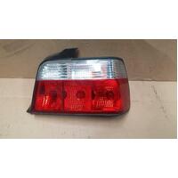 BMW 3 Series CPE Clear Flasher Right Rear Taillight 10/92-09/99 Wrecking Car