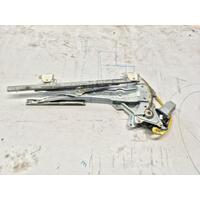 Honda HRV Right Front Window Regulator GH02/1999-06/2002