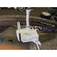 Toyota Corolla Washer Bottle ZRE182 10/2012-06/2018