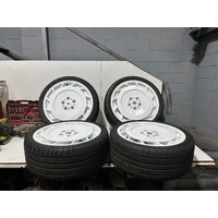 19x8 Inch HDT Aero Wheels in White with Tyres (Set of Four)