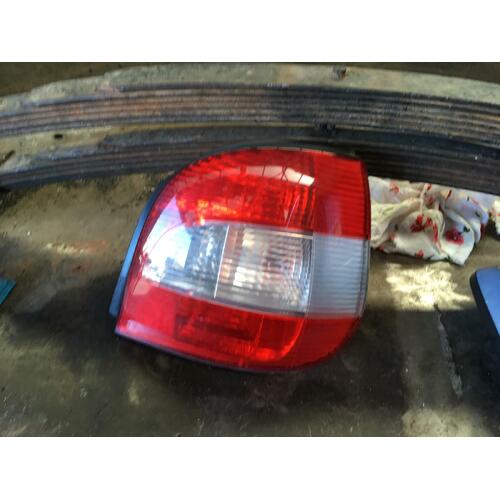 Renault Scenic J64 Right Tail Light 2WD 05/2001-12/2004