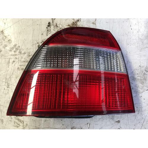 Honda Accord Left Tail Light CD 10/1993-10/1995