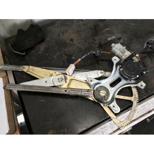 Lexus GS300 Left Front Window Reg/Motor JZS160 10/1997-12/2004