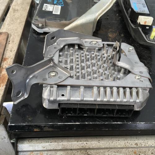 Toyota Camry ABS / Skid Control ECU AHV40 12/2009-11/2011