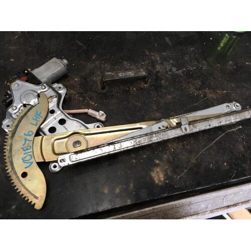 Toyota Spacia Left Front Window Regulator SR40 02/1998-12/2001