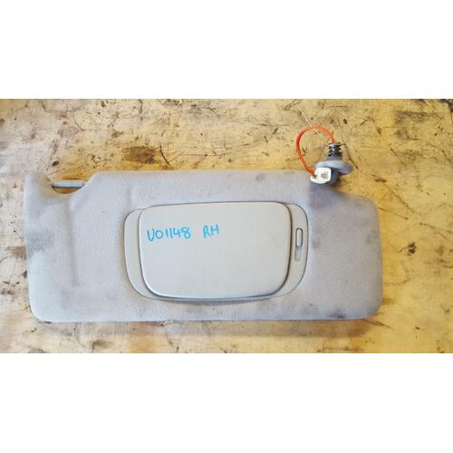 Lexus RX330 Sun Visors MCU38 04/2003-11/2005