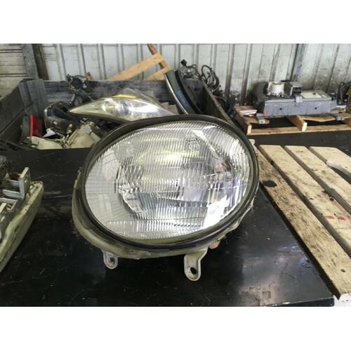 Toyota Celica ST204 Outer Left Head Lamp 07/1993-