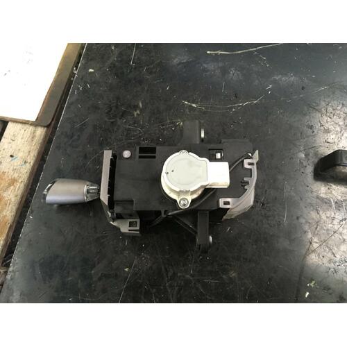 Toyota Prius Transmission Shifter NHW20 10/2003-04/2009