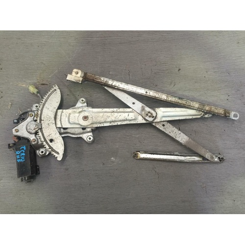 Toyota Tarago TCR10 Right Front Window Reg/Motor Power 09/1990-05/2000