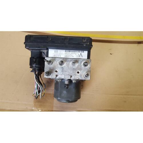 Toyota Avensis ABS Module ACM20 12/2001-11/2003