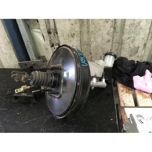 Toyota RAV4 Brake Booster with Master Cylinder ACA21 07/2000-10/2005
