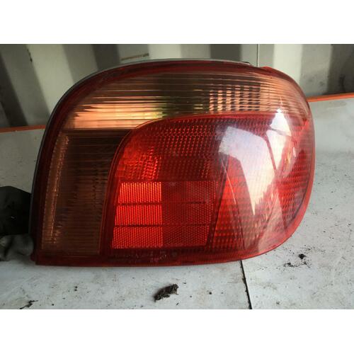 Toyota Echo Right Tail Light NCP13 03/2001-09/2002