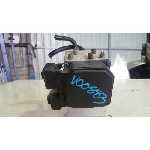 Lexus IS200 ABS Module GXE10 01/1998-10/2005