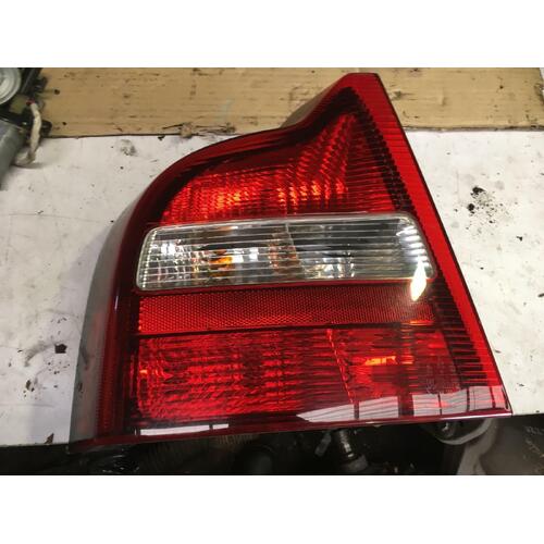 Volvo S80 Left Tail Light 07/1998-12/2006