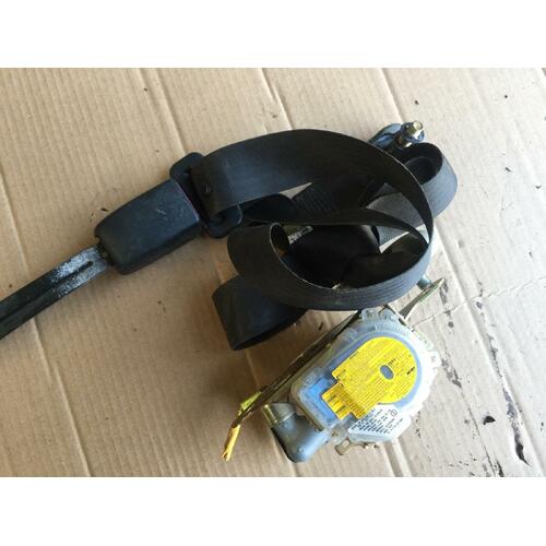 Toyota Tarago Left Front Seatbelt and Stalk ACR30 06/2000-02/2006