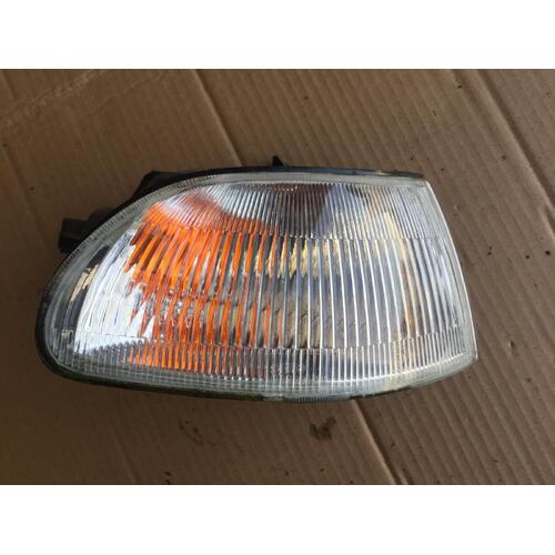 Honda Civic Right Corner Light EG 11/1991-09/1995