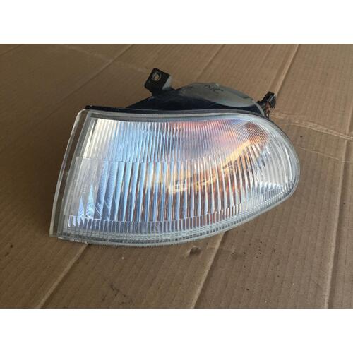 Honda Civic Left Corner Light EG 11/1991-09/1995