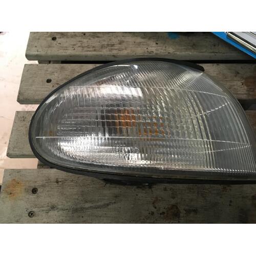 Hyundai Excel Corner Light Right Front X3 10/1994-09/2000
