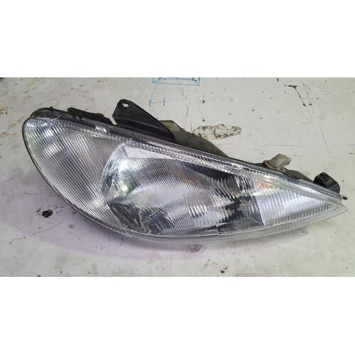 Peugeot 206 Right Head Light T1 10/1999-11/2007