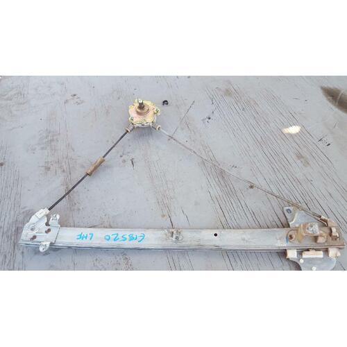Toyota Rav4 Left Front Window Regulator 07/1994-06/2000