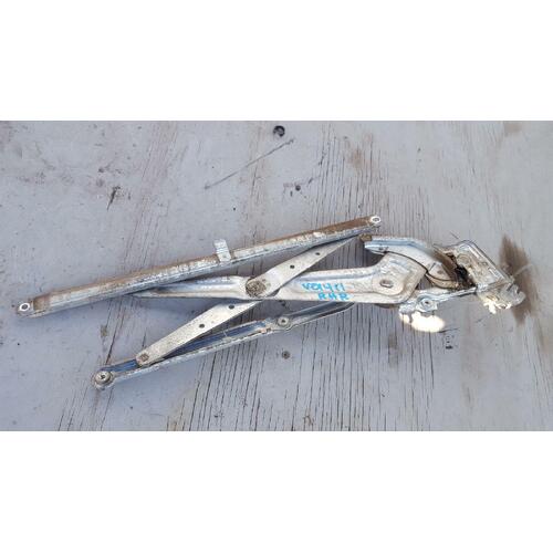 Toyota Tarago Right Rear Window Regulator ACR30 06/2000-02/2006