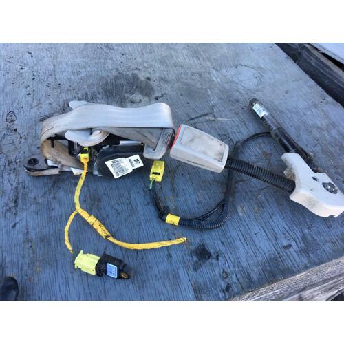 Hyundai Sonata Left Front Seatbelt and Stalk NF 06/2005-05/2008