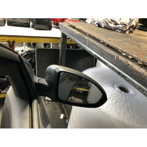 Holden Cruze Right Door Mirror JH 03/2011-01/2017