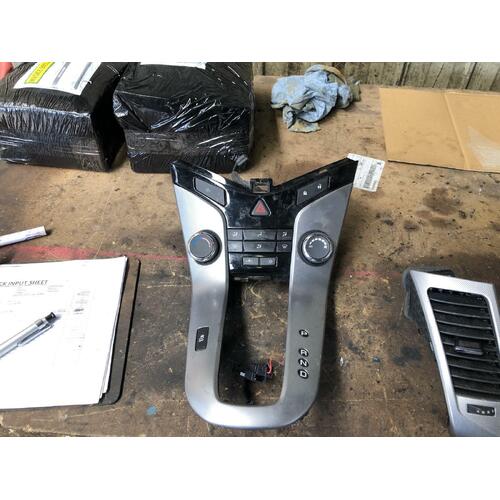 Holden Cruze Heater Controls JH 03/2011-2017