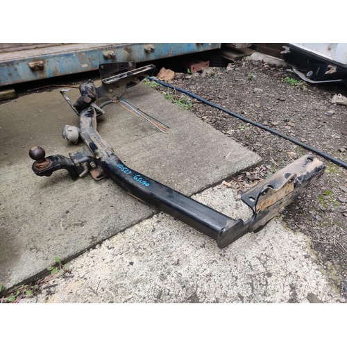 Toyota Kluger Towbar GSU40 05/2007-02/2014