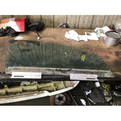 Volvo S80 Right Front Door Glass 07/98-12/06