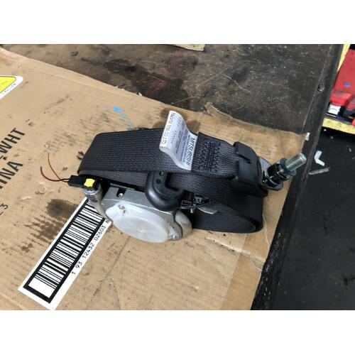 Mitsubishi 380 Left Front Seatbelt DB 09/2005-03/2008