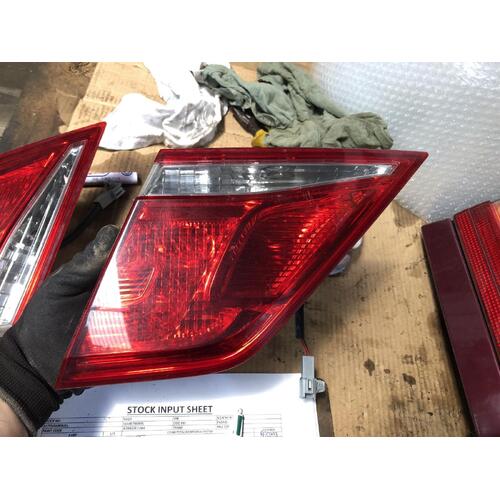 Toyota Aurion Right Bootlid Light GSV40 09/2009-03/2012