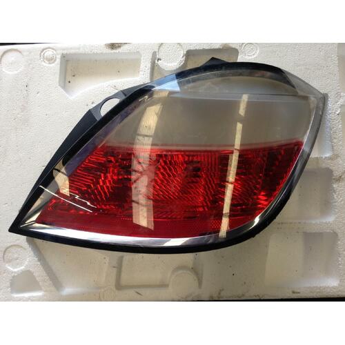 Holden ASTRA Right Tail Light AH Hatch 5DR 10/04-08/09