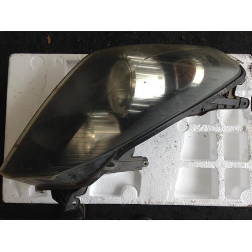 Holden Astra Right Head Light AH 10/2004-08/2009
