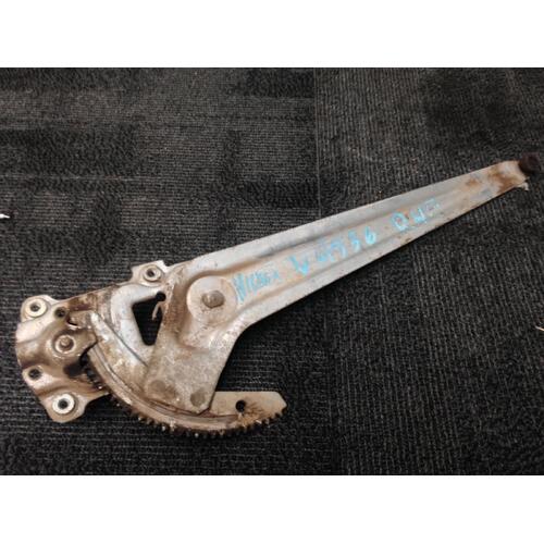 Toyota Hilux Right Front Window Regulator RZN149 09/1997-03/2005