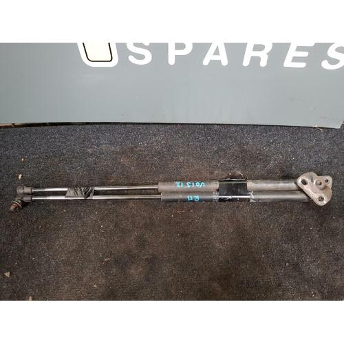 Toyota Prius Bonnet Struts Pair NHW20 10/03-05/09