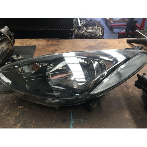 Mazda 2 Left Headlight DE SERIES 09/07-09/14