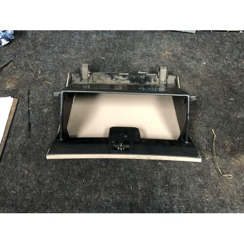 Lexus LX470 Glove Box UZJ100 05/1998-03/2008