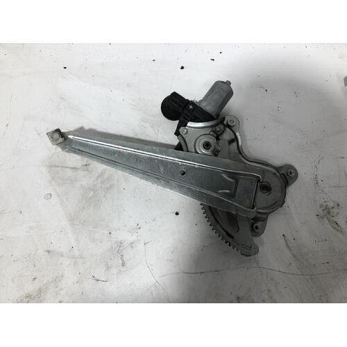 Toyota Corolla Right Rear Window Regulator ZRE152 03/2007-10/2013