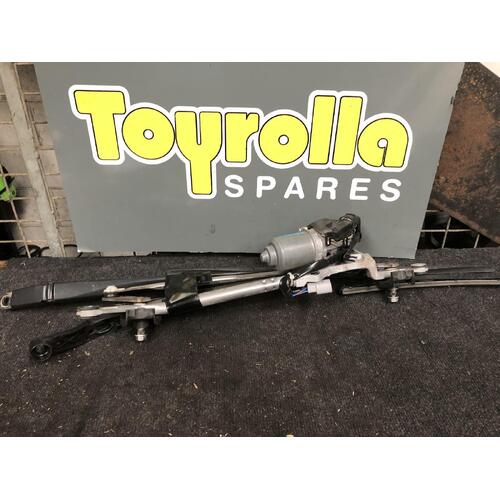 Toyota Corolla Front Wiper Assembly ZRE152 03/2007-10/2013
