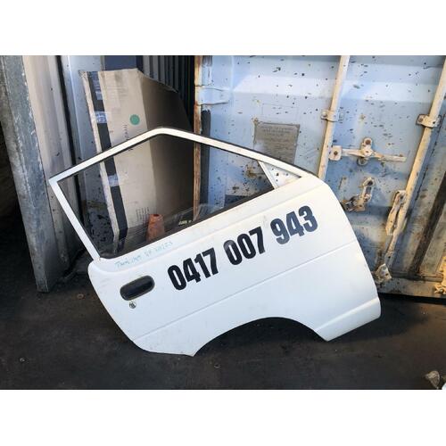 Toyota Townace Right Front Door Shell YR39 04/1992-12/1996