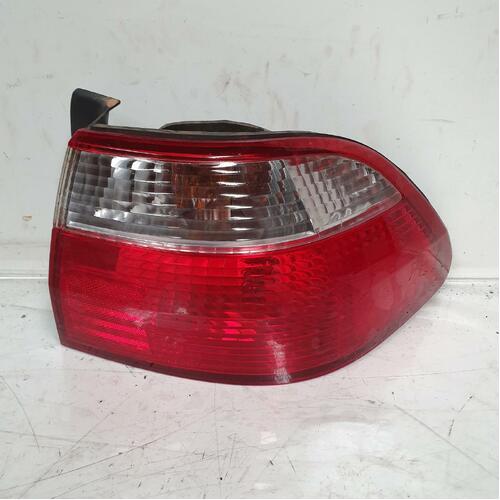 Honda Accord Right Tail Light CG 11/97-05/03